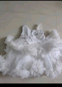 Adorable White Princess Dress with hand gloves and