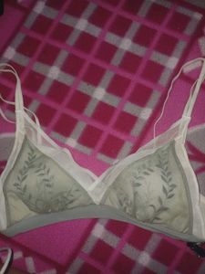 bra&amp;boxer pantie ( pack of 6)+ 1 mystery strepless