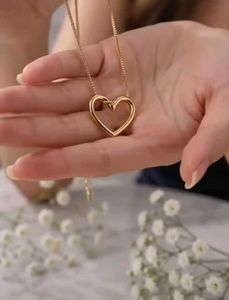 Gold Heart Pendant Necklace