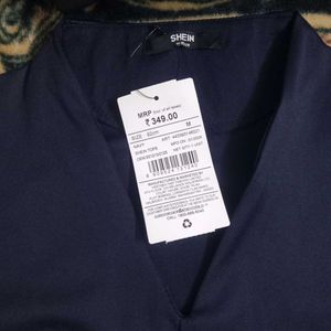 M size Elegant Sleeveless Navy Blue Top