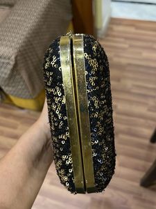 Sequins Hard Black Clutch Bag With Chain