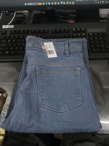 Light Blue Denim Jeans and 1 t shirt combo
