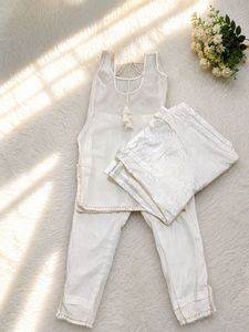y2k White Kurta Set with Dupatta