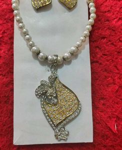 Elegant Pearl Necklace & Earring Set