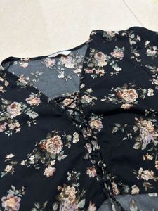 Floral Print Ruched Crop Top
