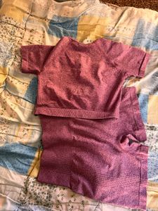 Seamless Workout Set - Crop Top &amp; Shorts