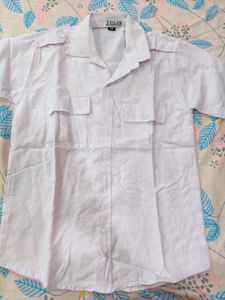 Men's White Short Sleeve Button-Up Shirt