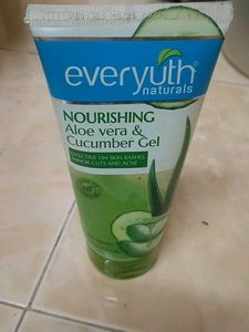 Everyuth Naturals Aloe Vera &amp; Cucumber Gel