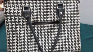 Chic Houndstooth Tote Bag