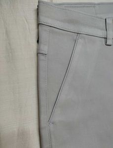 Stylish Grey Chinos - Comfortable &amp; Versatile