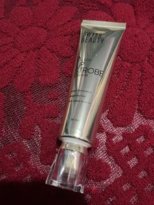 Swiss Beauty Glow Up Strobe Cream