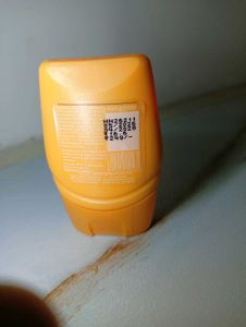 Arey Vitamin C Defense Sunscreen