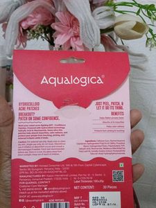 Aqualogica Hydrocolloid Acne Patches