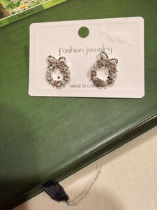 Sparkling Bow &amp; Pearl Earrings