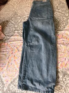 Zudio jeans.