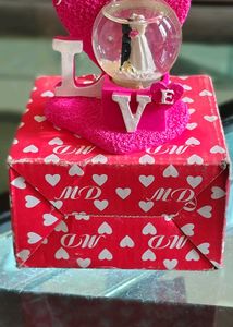 Love Couple Snow Globe Showpiece