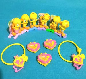 Tweety Bird Figurine Set with Charms 11