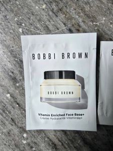 Bobbi Brown Vitamin Enriched Trio sachet