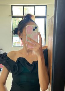 Chic Off-Shoulder Ruffled Top
