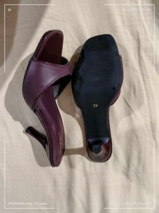 Drop Bold Slip-On 2 Block Heels