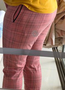 Plaid Cropped Pants
