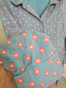 Vintage cute Blue Floral Button-Up Dress