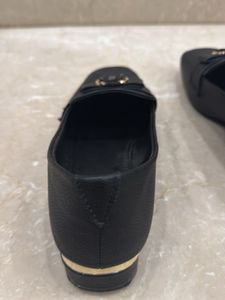 Klee Black Loafers
