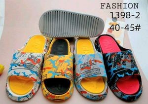 Combo Slippers 2 Pairs