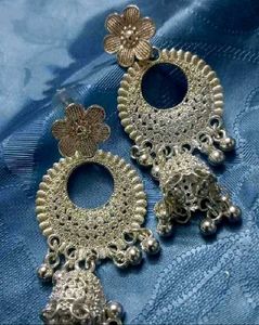 Exquisite Silver-Toned Jhumka Earrings