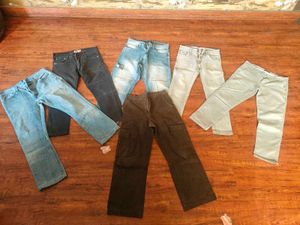 Assorted Men's Jeans & Pants Bundle of 6