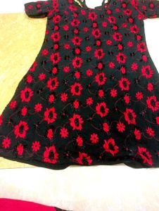 Black Red Floral Embroidered Kurta