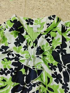 womens top