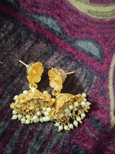 Elegant Gold Jhumka Earrings with Pearls