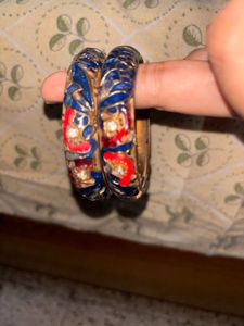 Elegant Enamel Bangle Set
