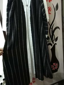 Elegant Striped Abaya