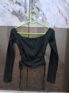 Chic Black Ruched Long Sleeve Top