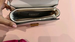 Cream &amp; Gold Chain Crossbody Bag