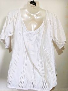 Chic White Eyelet Blouse Large -XL SIZE