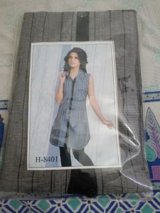 New With Tag Sleeveless Grey Kurta