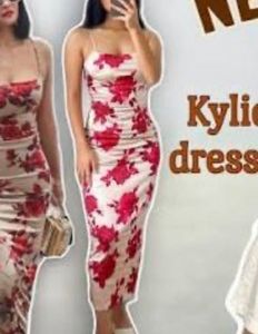 NEWME KYLIE JENNER Floral Print Slip
