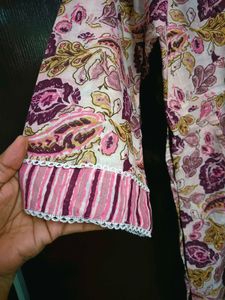Floral A Line 3 Piece Kurta Set M Size