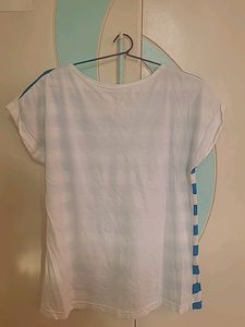 Women's t-shirt
