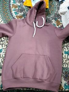 Mauve Hoodie - Casual Comfort