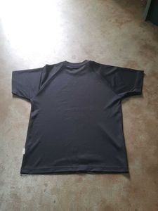 vintage raglan black tee