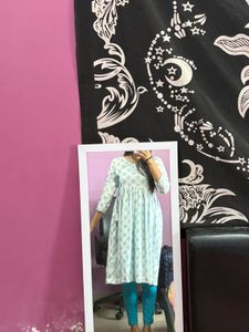 Beautiful Printed Kurta and Straight Pant Combo