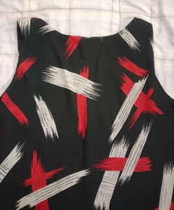 Stylish Abstract Print Sleeveless Top