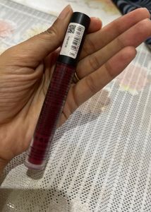 Summer Sale🔥Essence Matte Lipstick 💄(Canada)