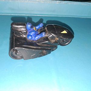 2010 McD's  Happy Meal Toy DC Comics