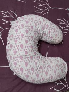 Lulamom Nursing Pillow with 2 Cotton Covers