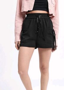 Sexy Black High-Waist Shorts 🖤 | Size 30 |
